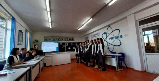 «Мектеп түлектері - мұғалім» тақырыбында кездесу кеші өтті