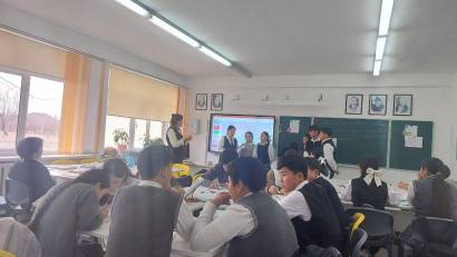  Мұқағали Мақатаевтың “Аққулар ұйықтағанда” поэмасының композициялық құрылымы тақырыбында 8 “Ә” сыныбына кезекті ашық сабақ өтті. 