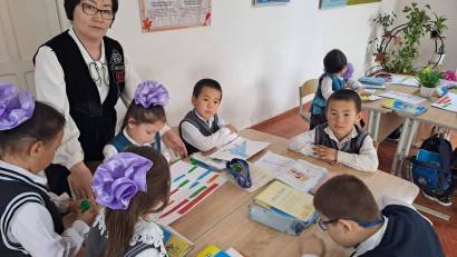 1&quot;Б&quot;сыныбының сынып жетекшісі Есентаева Меруерт Ана тілі пәнінен &quot;Мәтін&quot;тақырыбында ашық сабақ өтті.
