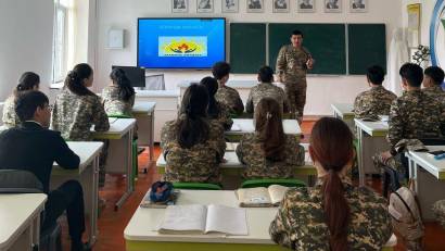 Екінші дүниежүзілік соғыс кезінде қаза тапқан және хабар ошарсыз кеткен Қазақстандық сарбаздарды жүйелі мұрағаттық іздестіружәне даналық іздестірумен айналысатын &quot;Atamnyn Amanaty&quot; ҚР Қазақстандағы жалғыз ұйымның жұмысы бойынша сабақ өткізді