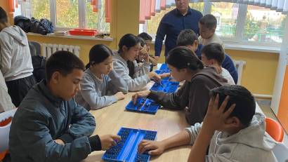 Бүгін мектебімізде өткен тоғызқұмалақ үйірмесі ерекше белсенді өтті...